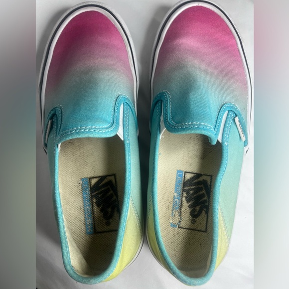 VANS Blue and Pink Ombre Slip-On Sneakers size 5 men and 6.5 woman - Picture 2 of 12